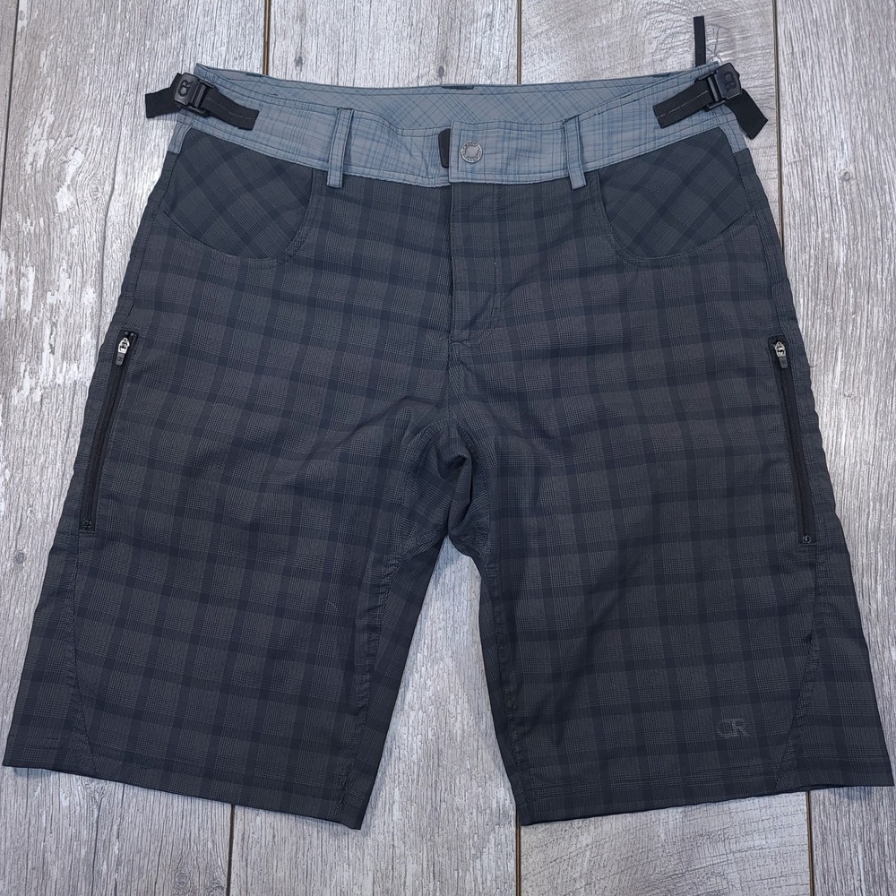 Club Ride Mountain Bike Shorts Mens M Gray Plaid Adjustable Waist Cycling Trail